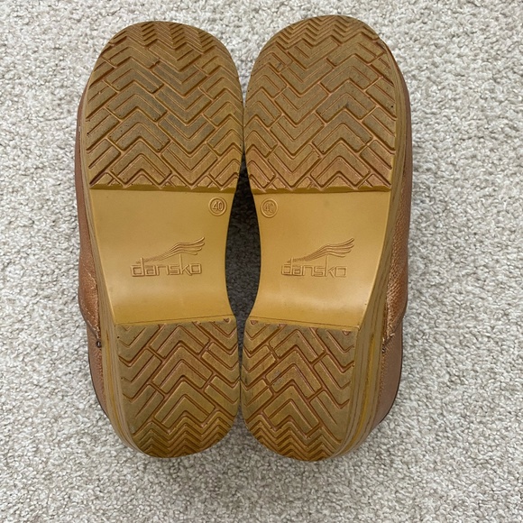 Women's Dansko Clogs - Size 9.5-10 (Size 40) - Picture 3 of 6